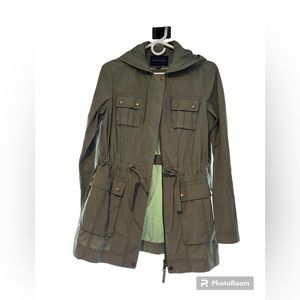 Hooded Green Spring Shirt Jacket - 100% cotton. Unlined. Size S